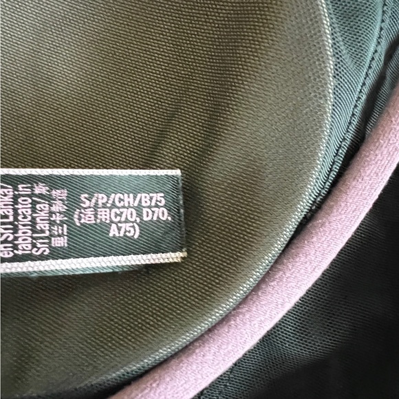 Victoria's Secret Bralette Purple Color Criss Cross Back Size Small - Picture 9 of 10